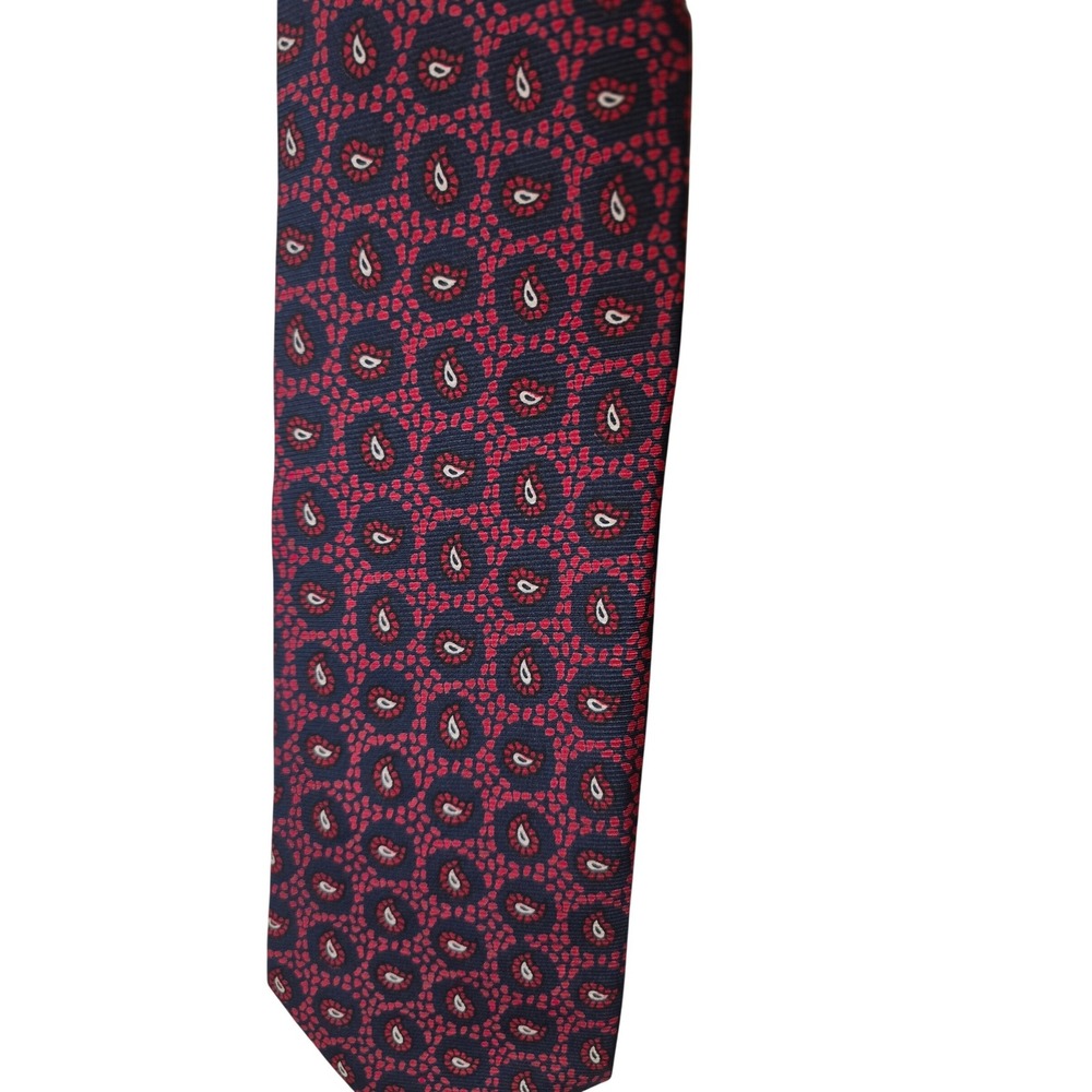 Briar Pride of England Mens Silk Tie Navy Blue Red Paisley Teardrop Pattern